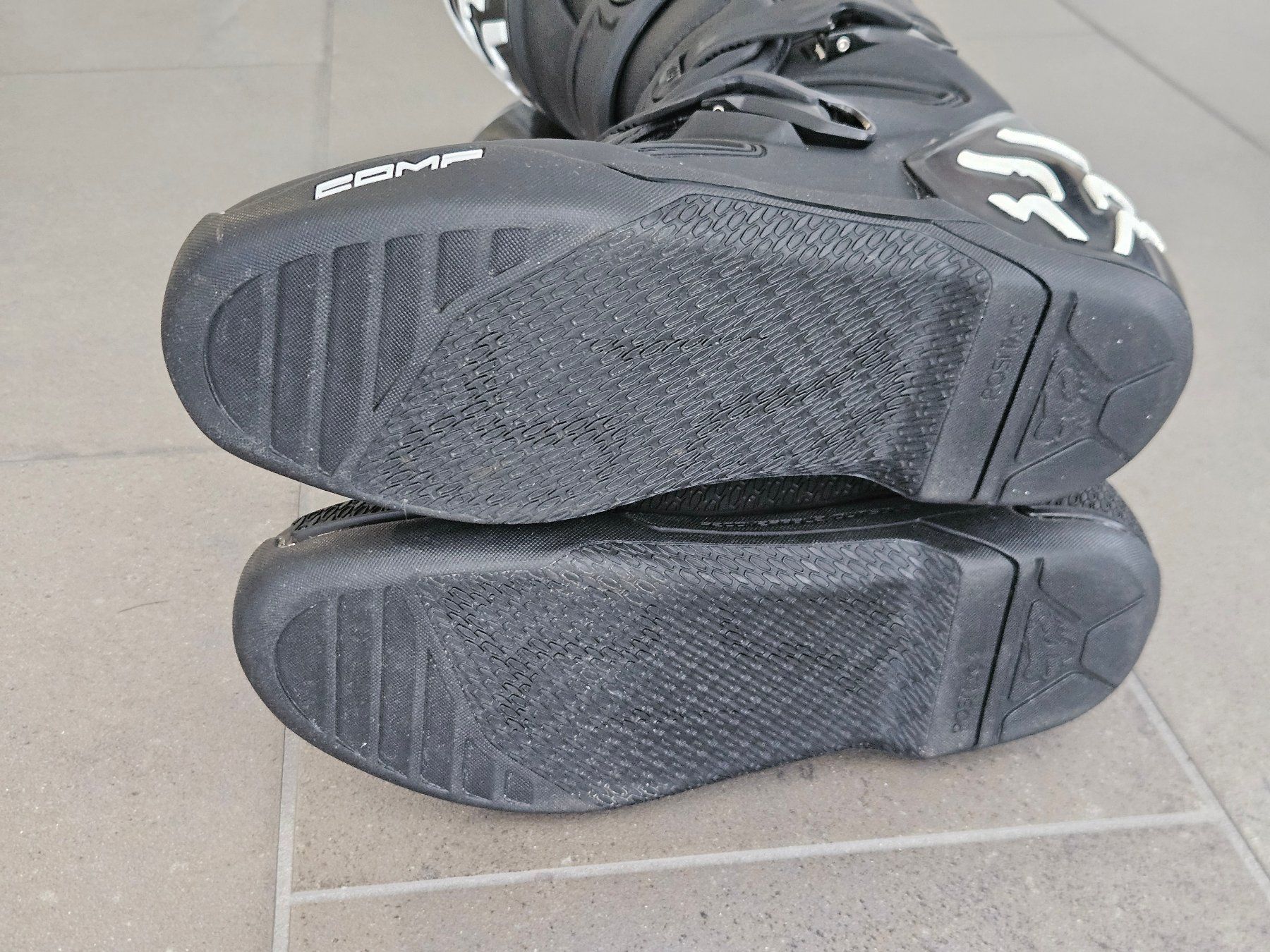 Fox Scarpe da uomo: Fox Comp Motorradstiefel Gr. US 10 / EU44 – Usato da Aesch ZH venduto da LoneWanderer 3