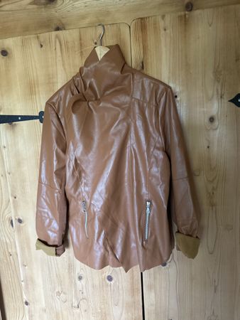Veste en cuir marron, taille S-M neuve oioninos
