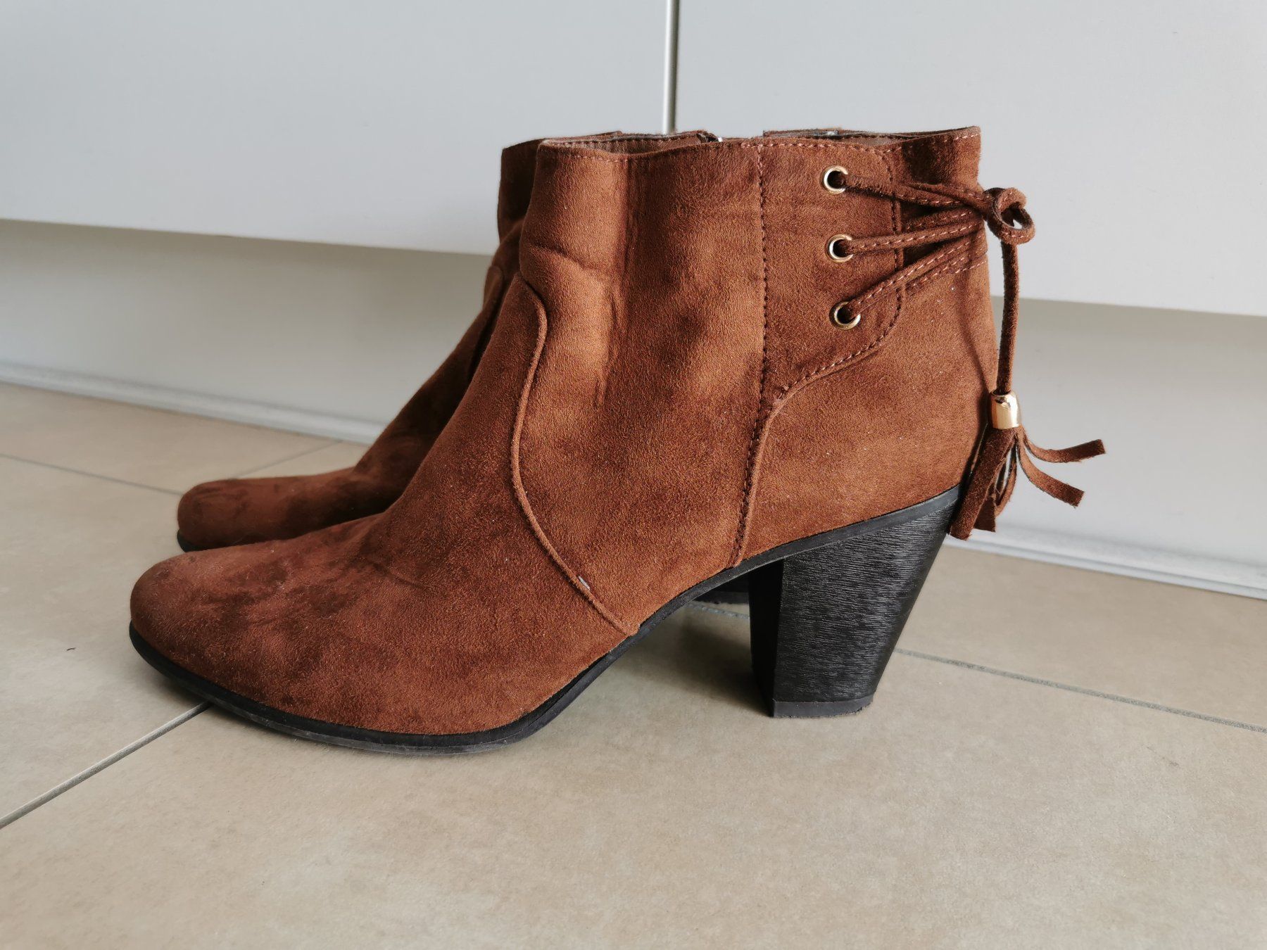 Scarpe da donna: Stiefeletten - Grösse 40 – Nuovo (secondo la descrizione) da Rickenbach b. Wil venduto da VeryLovelyThings 1