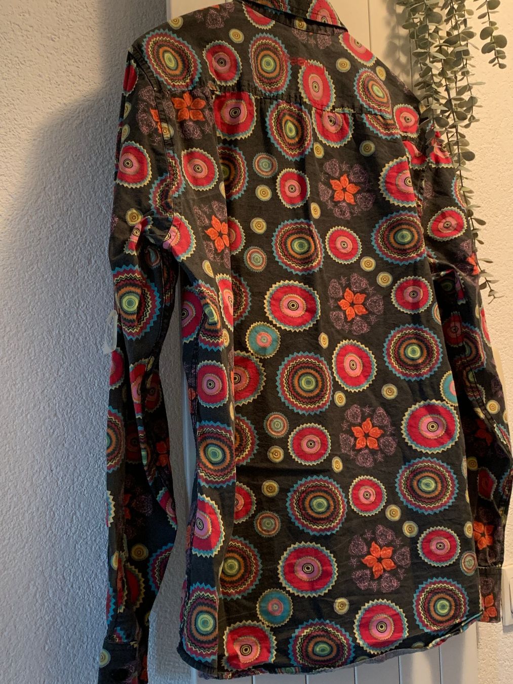 Desigual Camicette: farbenfrohe Desigual Hemdbluse, Gr. L – Usato da St. Gallen venduto da Miousch 3