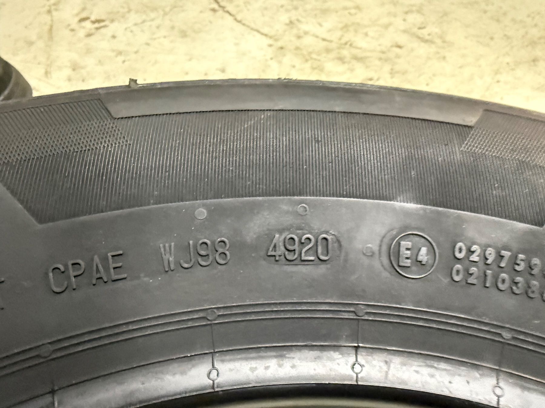 Sonstiges Schreiben & Zeichnen: Sommerreifen 195/65 R15 – Gebraucht aus Neuenhof von BleronBytyqi6 2