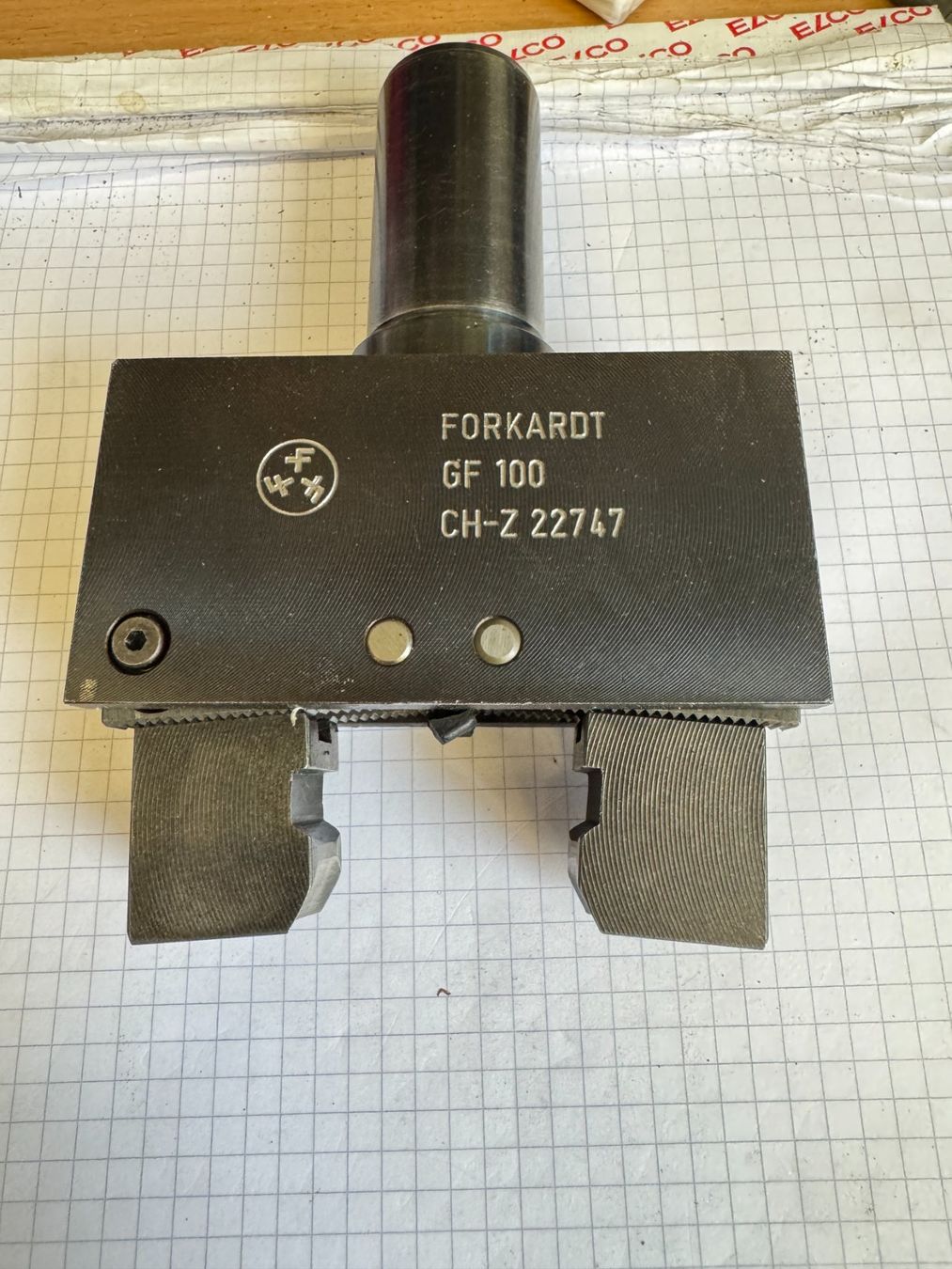 Greifer: VDI30 Stangengreifer / Materialgreifer – Gebraucht aus Magden von Fmtech