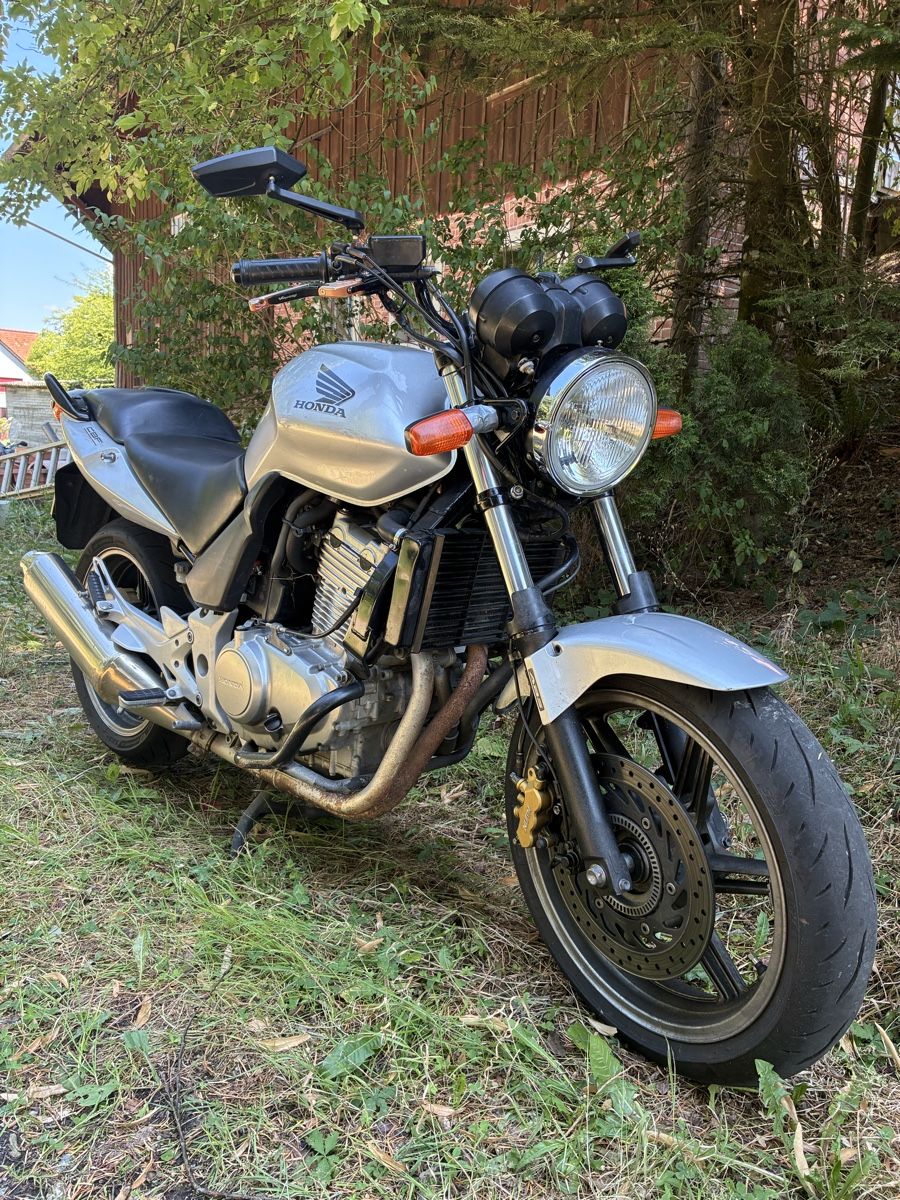 Honda Strasse: Honda CBF 500 A kw 25 – Gebraucht aus St. Gallen von zx10r 1