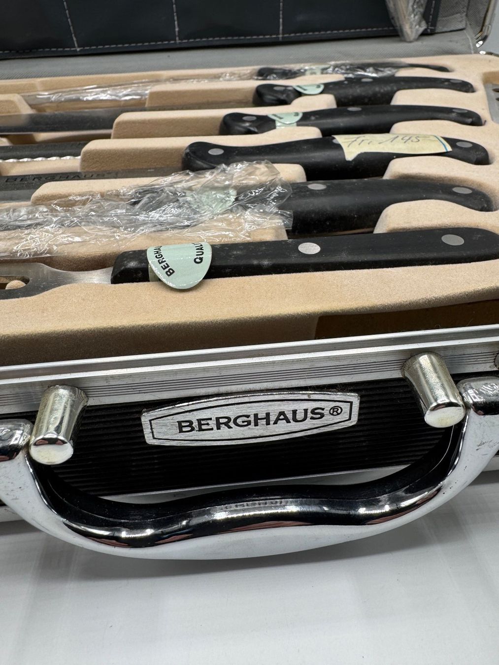 Coltelli: BERGHAUS Messerkoffer  Top Qualität – Usato da Sachseln venduto da BONATI01 1