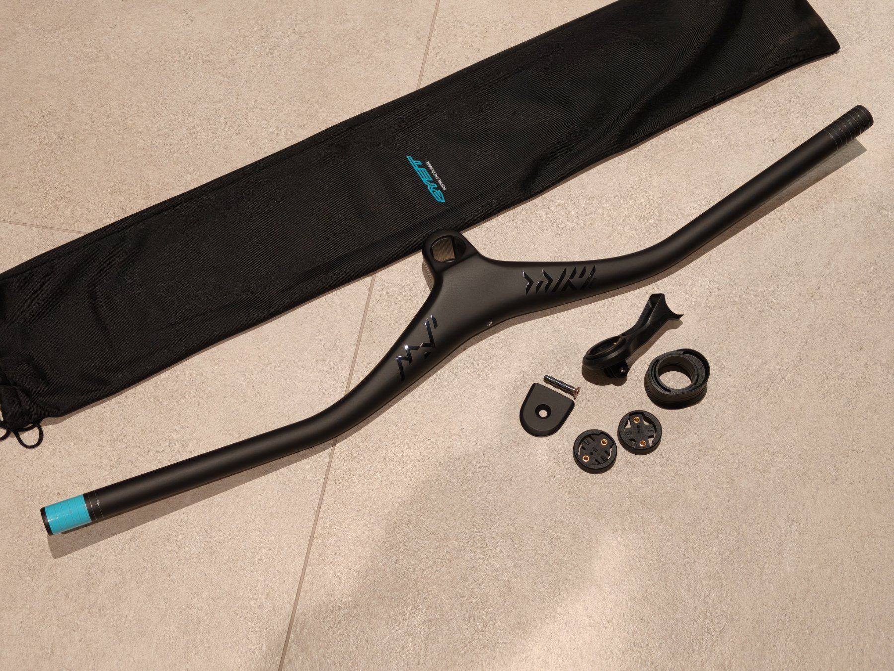 Ersatzteile: RYET XC Mountainbiker Karbon Cockpit – Neu (gemäss Beschreibung) aus Niederuzwil von Roepps