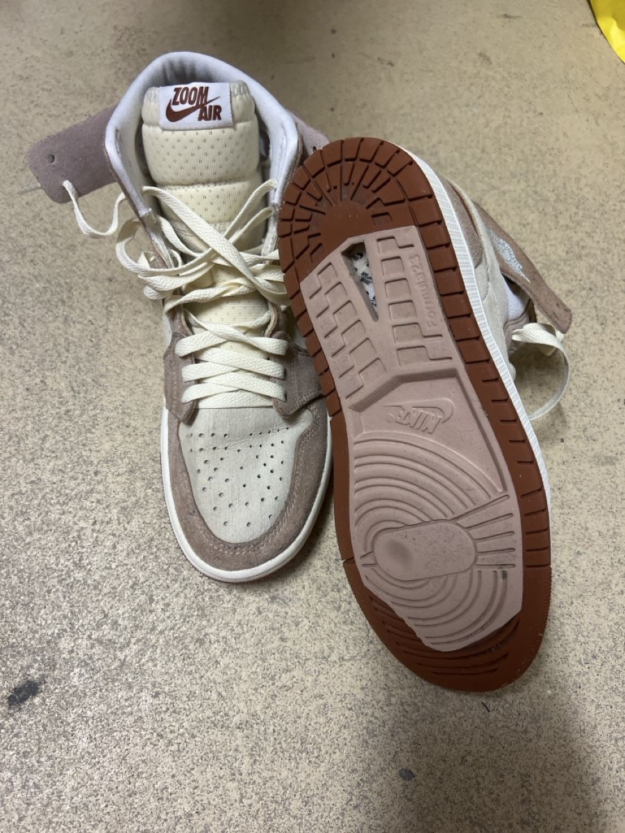 Nike Chaussures hommes: Nike Air Zoom High Grösse 40.5 – D'occasion à Freienbach par Julmar96 1