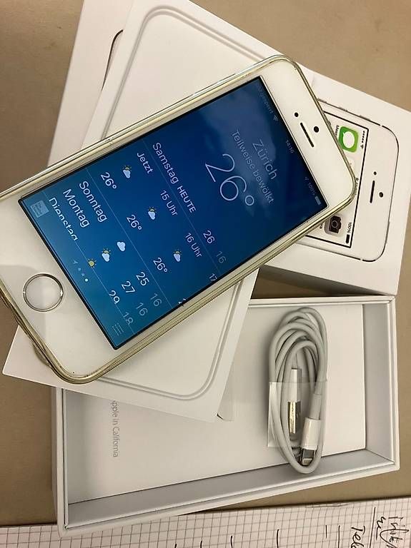 Apple Telefoni cellulari / Smartphones: Iphone 5s weiss in box – Usato da Kilchberg ZH venduto da Scu22
