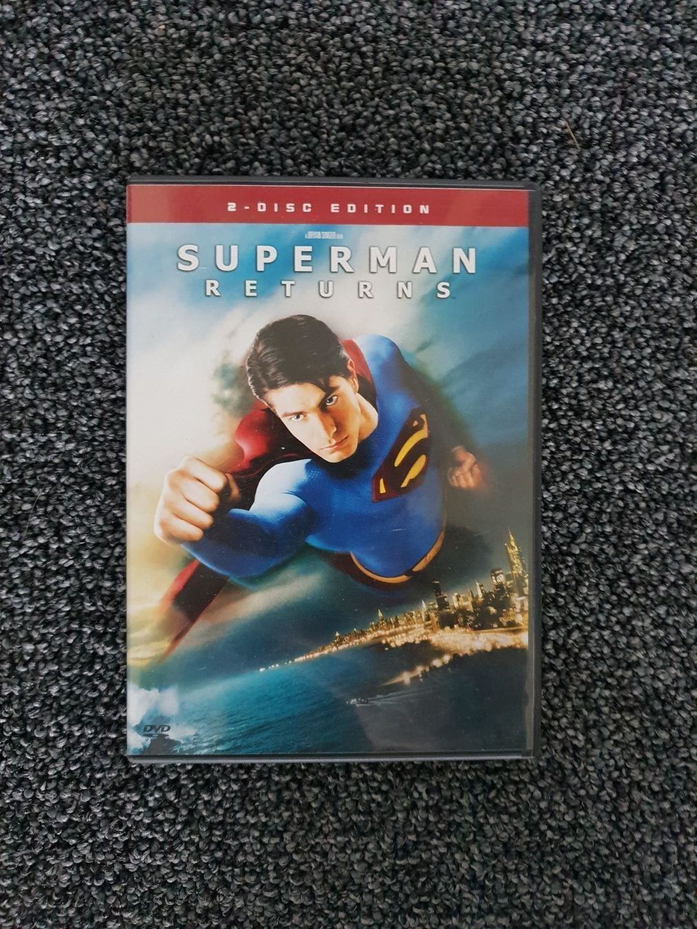 Tutti i DVDs: Superman Returns(NR18) – Usato da Ruswil venduto da M71
