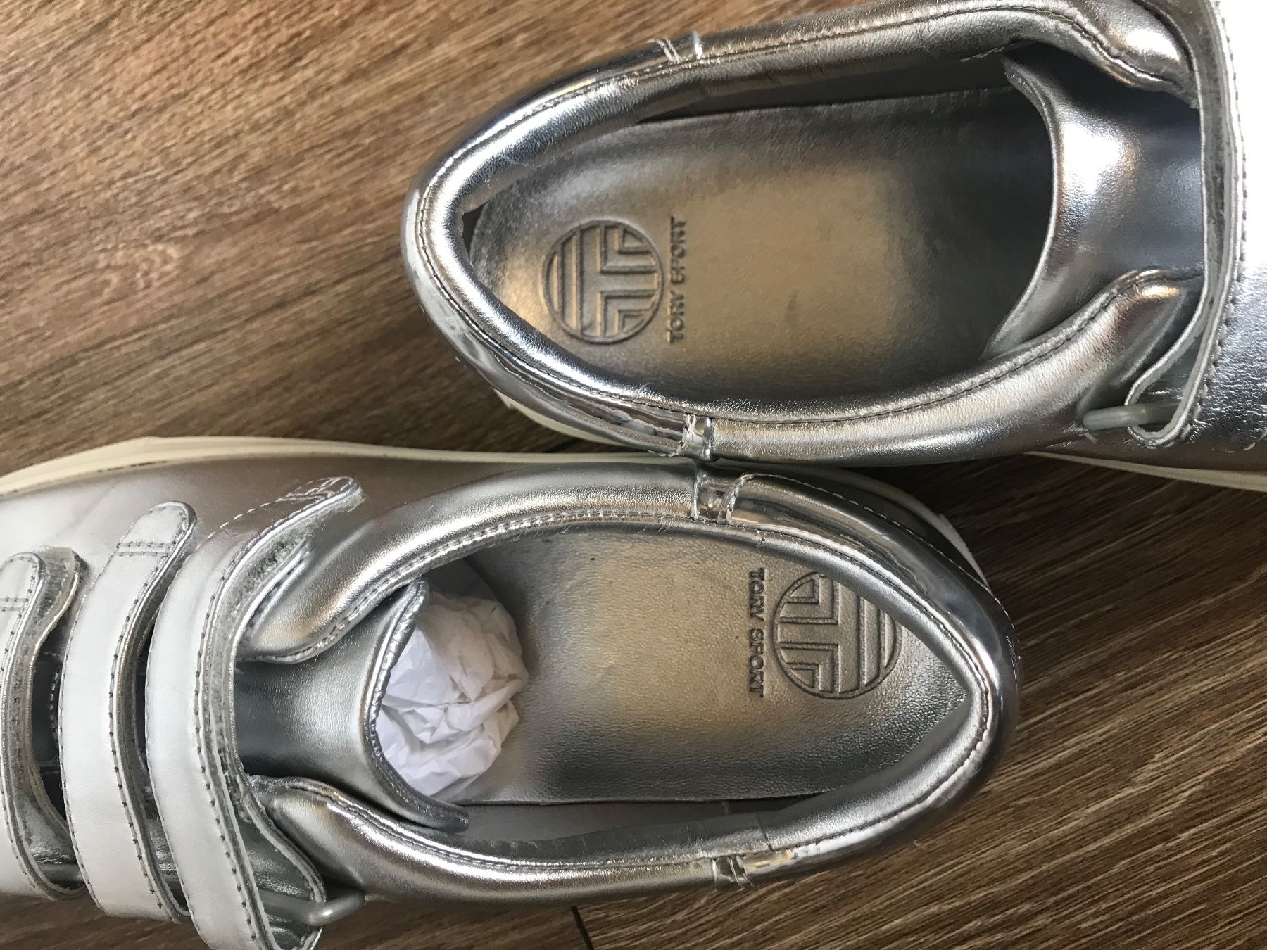 Scarpe da donna: Baskets Tory Burch argentées comme neuves, taille 40 – Nuovo (secondo la descrizione) da Grimisuat venduto da eliseba88 2