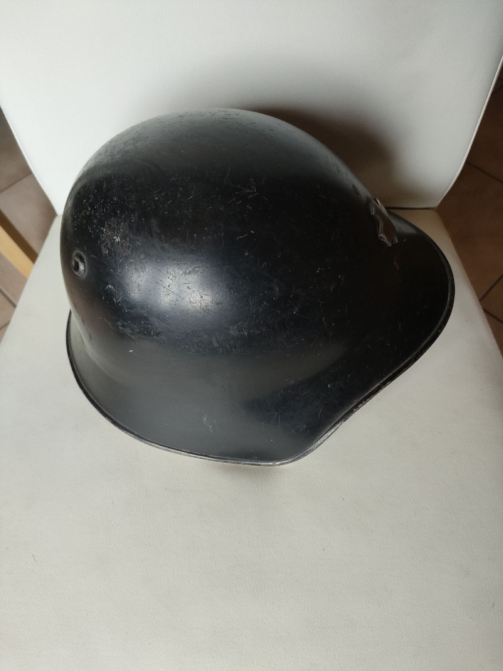 Schweizer Armee Uniformen & Effekten: Schweizer Armee Militär / Feuerwehr Stahlhelm – Gebraucht aus Schwanden Sigrisw von pho_2mc9 1