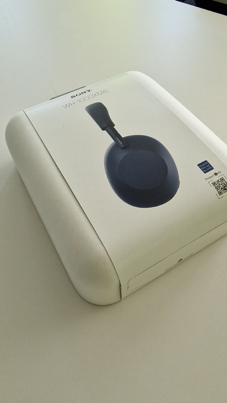 Sony Kopfhörer: Sony Wh-1000xm6 – Neu und originalverpackt aus Köniz von ranii22