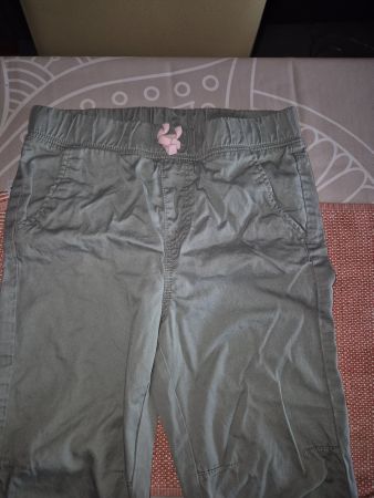 Bequeme Mädchen Hose von H&M. Grösse 128.