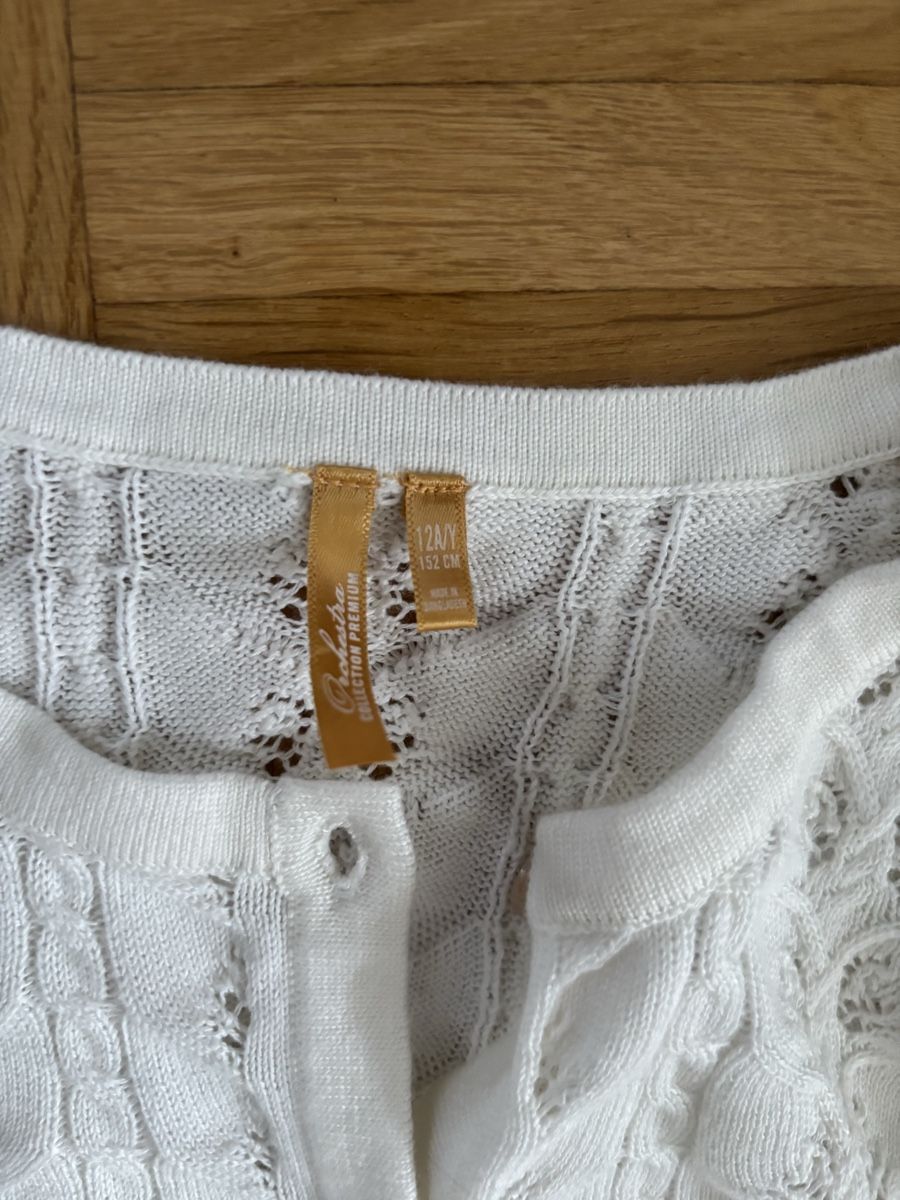 Autres vêtements fille: Jaquette blanche 8-10 ans. – Neuf (Voir description) à Bernex par mar_82vn 1