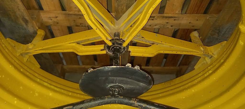 Pneumatici & Ruote complete: Doppelräder zu 34" Felgen – Usato da Buochs venduto da von_mzm8 3
