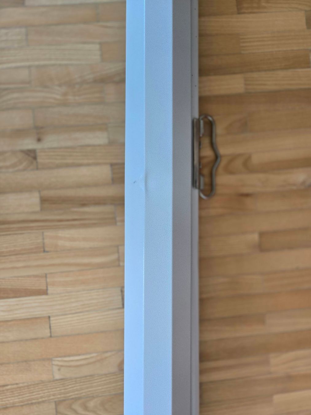 Altri Accessori: Beamer Leinwand Elite Screens 85 – Usato da Winterthur venduto da vinividivelo 3