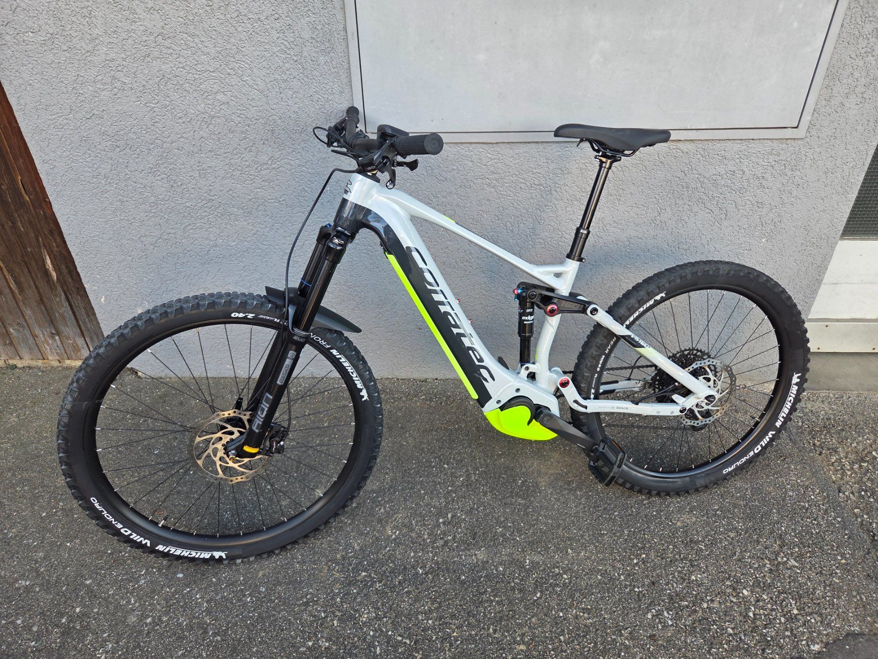 Corratec Vélos: E-Bike MTB Corratec E-RS 160 Elite – D'occasion à Menznau par Steime