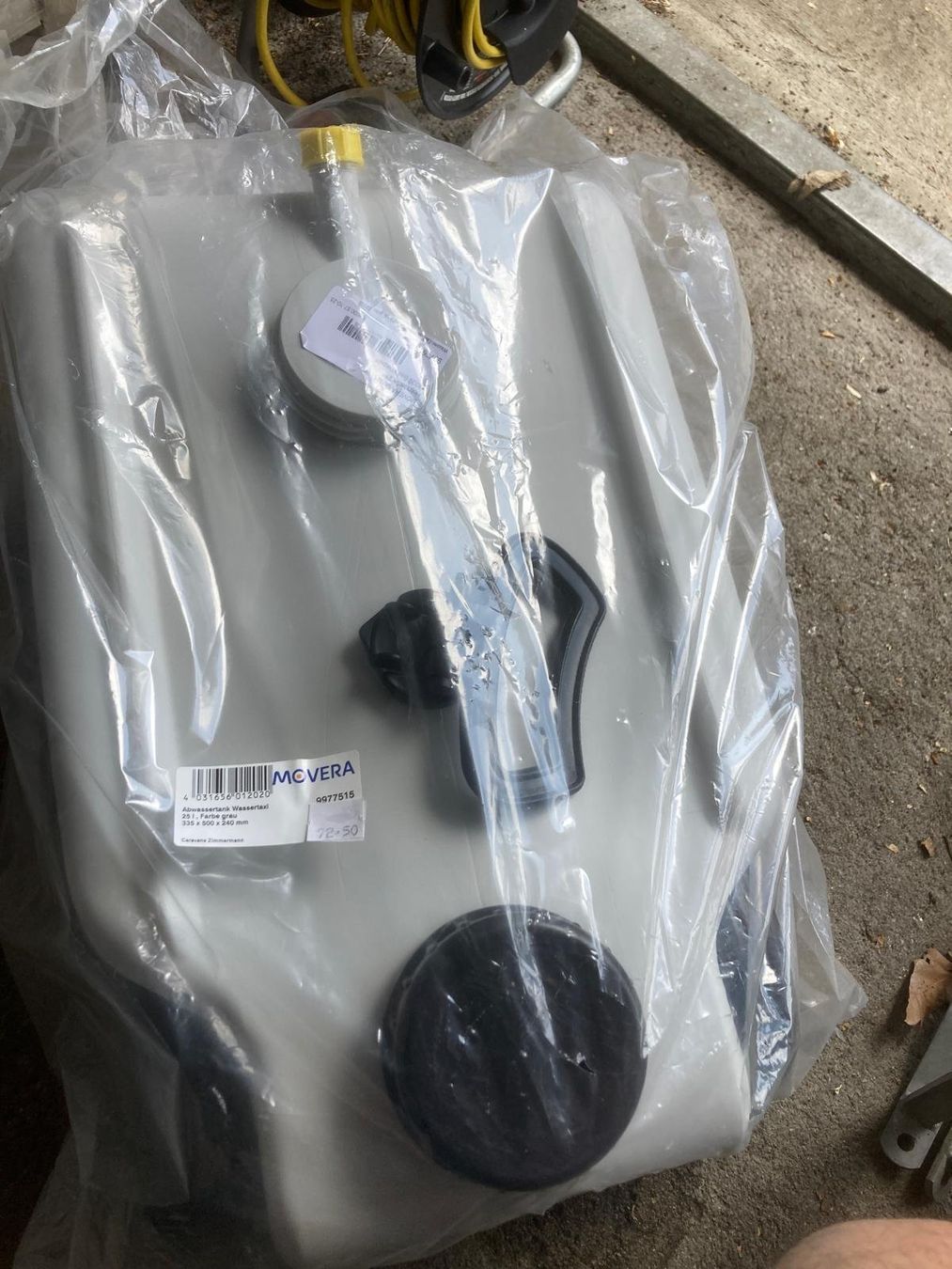 Abbeveratoi e trogoli: Movera Abwassertank #9977515, Grau, 25l, Wohnwagen, Campi... – Nuovo e nell'imballaggio originale da Luzern venduto da nodaris01