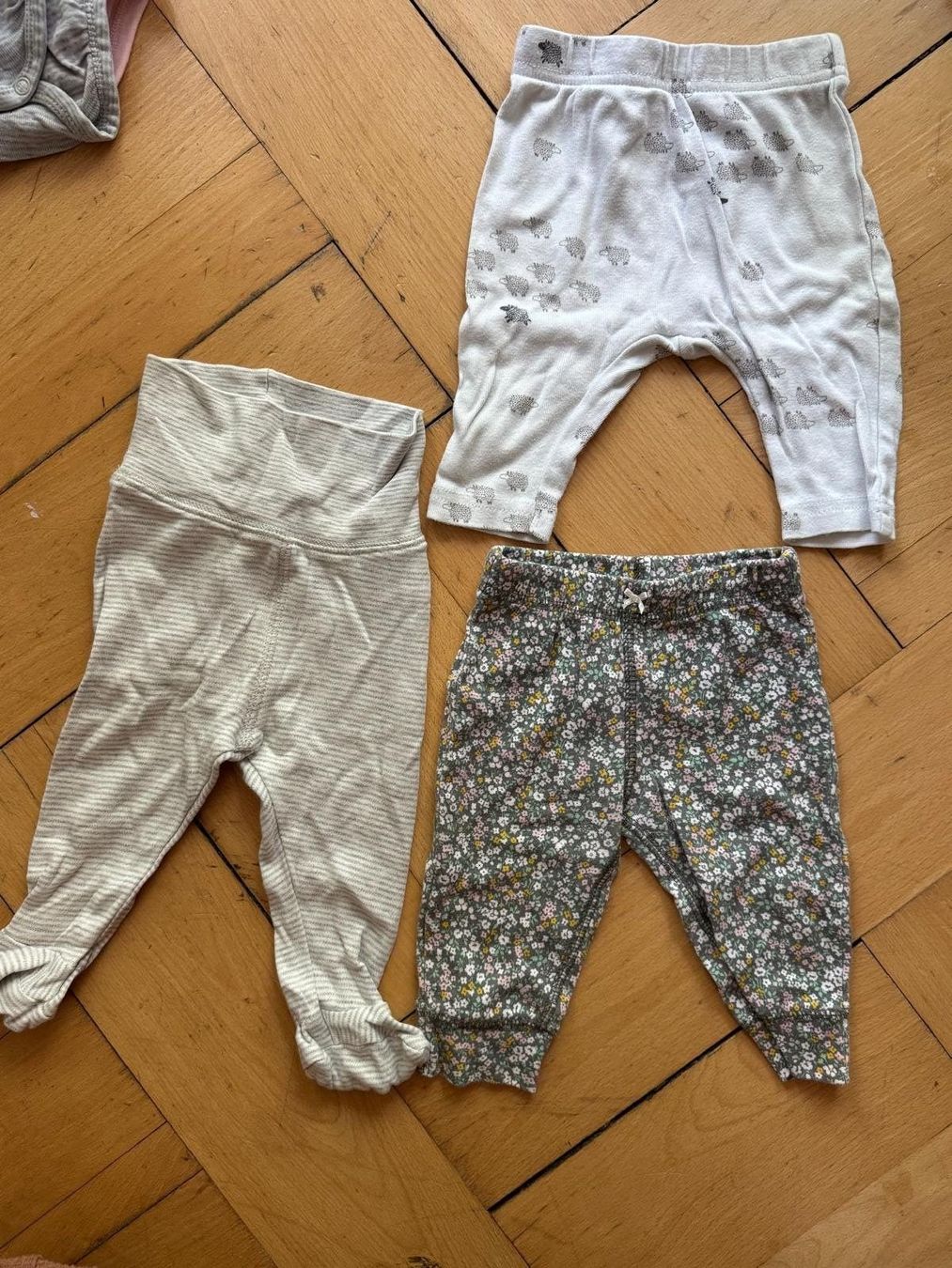 Lotti & Set di vestiti: Hosen Gr 62/ 3 month – Usato da Bern venduto da LauraRebecca
