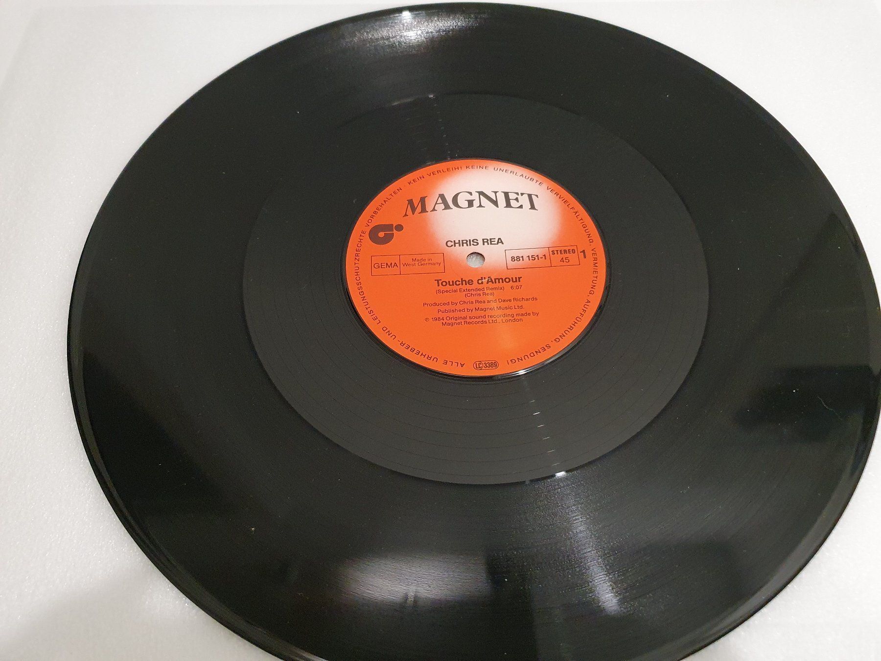 Dischi in vinile: Chris Rea - Touché D`Amour (Maxi, Synth-pop, Disco) – Usato da Uster venduto da Vinyl-Leidenschaft 3