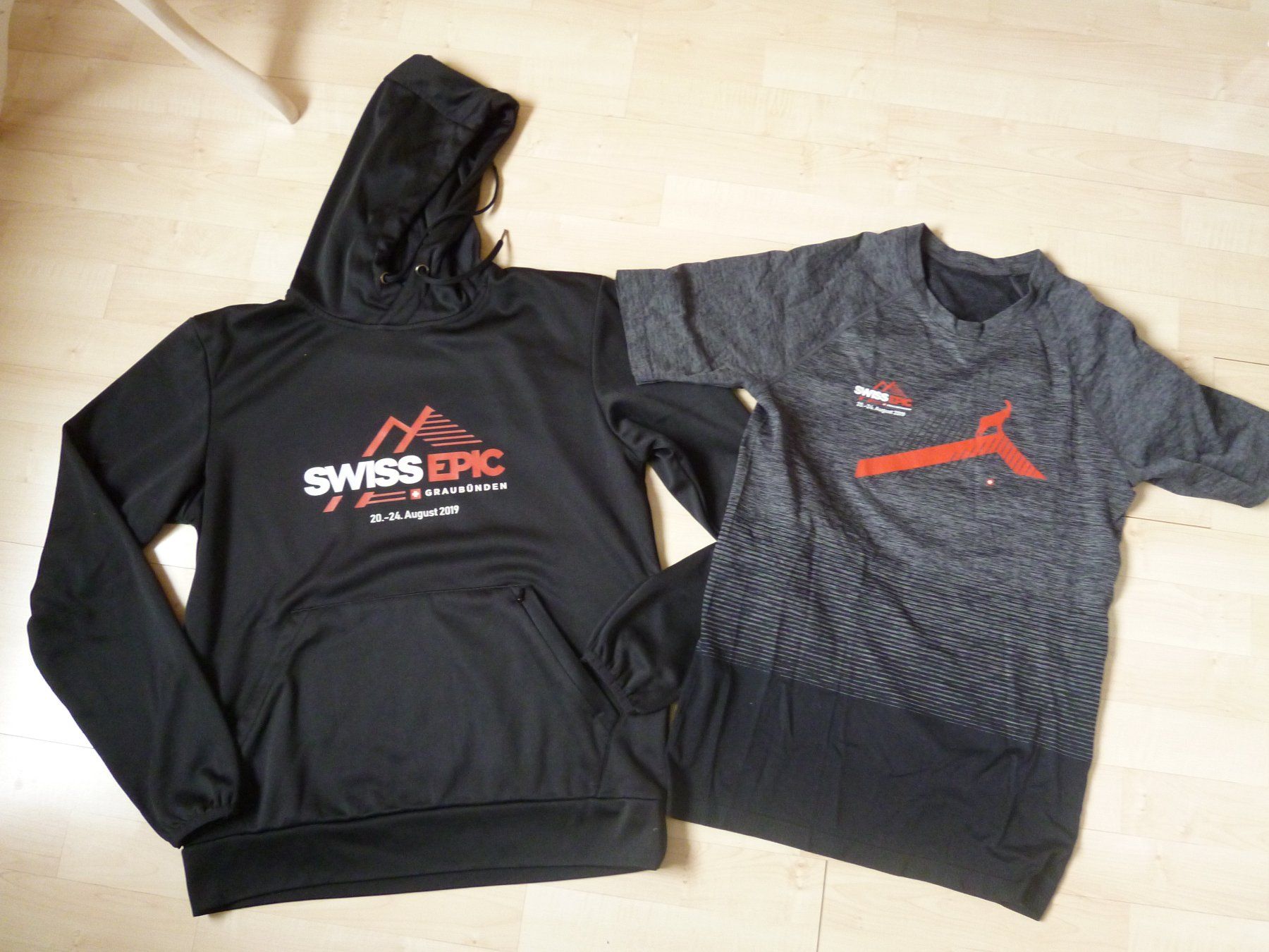 Maglioni & Felpe: Pullover & Shirt SWISS EPIC graubünden 2019  Gr. M – Usato da Dättlikon venduto da Mamakuga 1