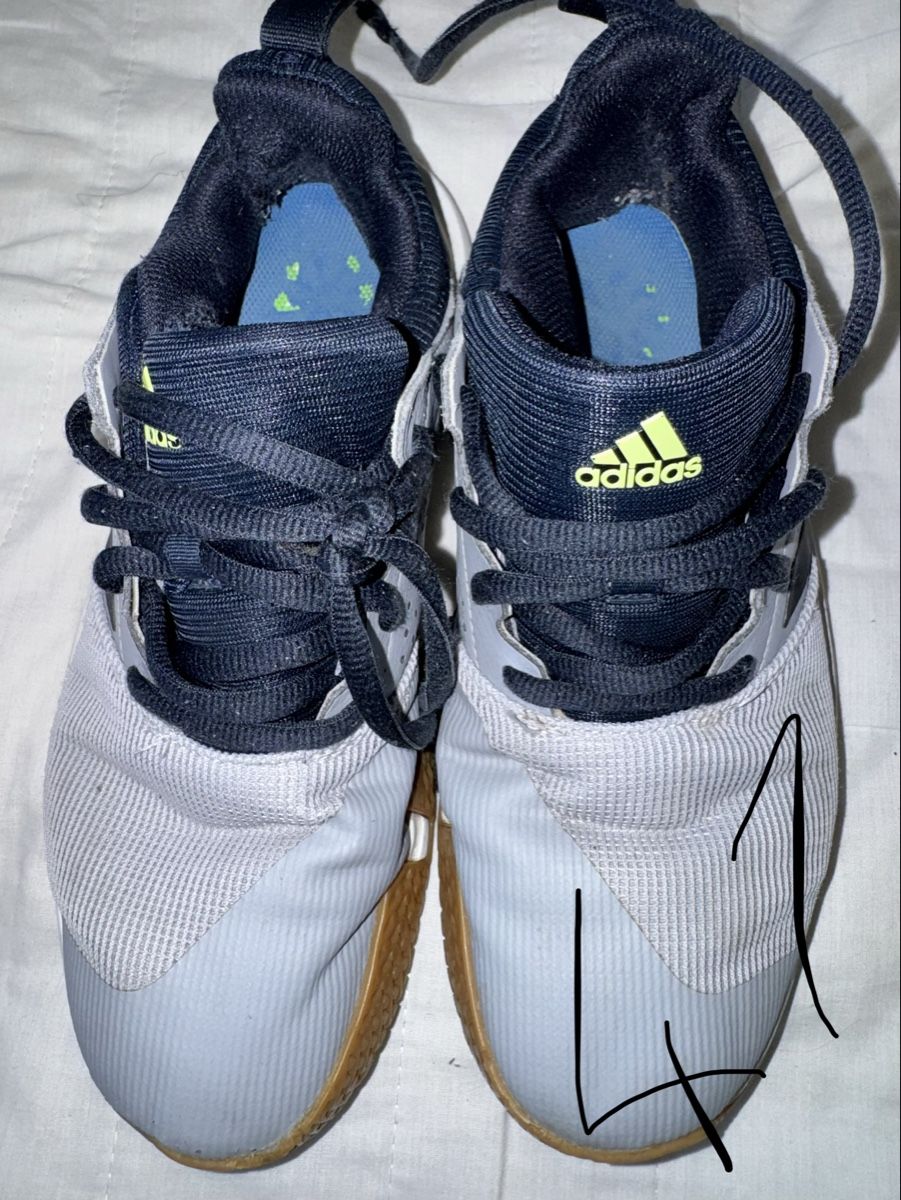 Schuhe für Jungen: Schuhe  – Gebraucht aus Egerkingen von DiyarAlt 5