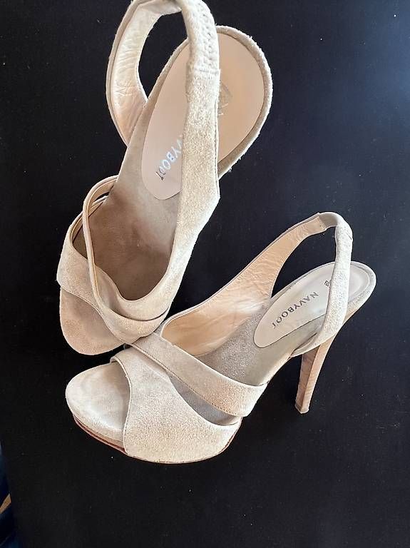 Chaussures femmes: Nayy Boot High Heels Gr 38 – D'occasion à Tägerwilen par Clemenz70 3