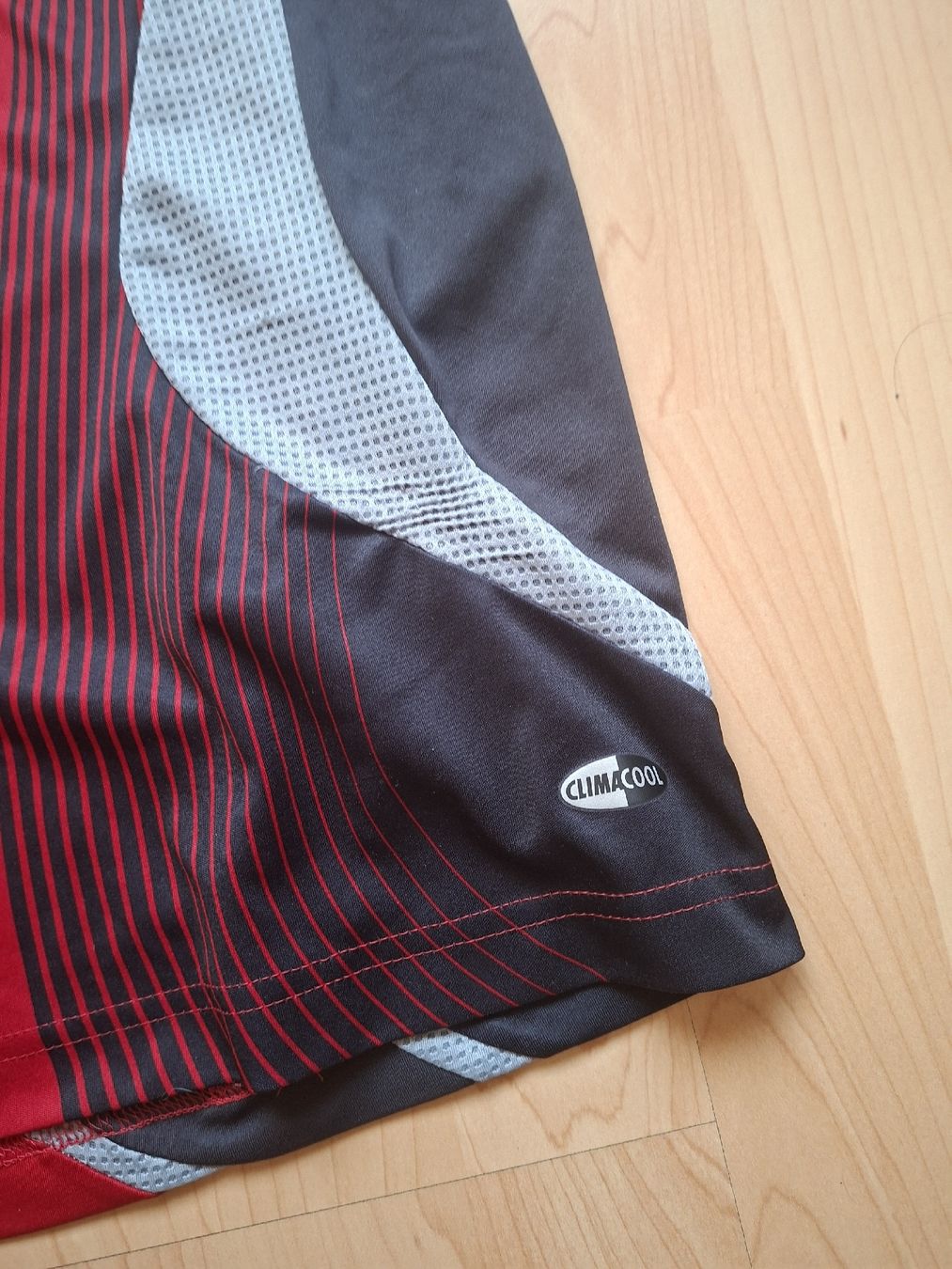 Adidas T-shirt: Adidas Sportshirt Gr.M climacool – Usato da Sumiswald venduto da Cicco02 1