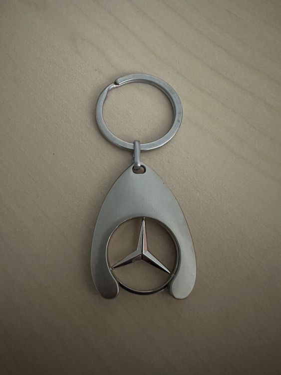 Mercedes-Benz Schlüsselanhänger Mit Stern - Elegantes Accessoire