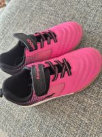 KangaROOS Hallenschuhe Kinder pink schwarz Grösse 29