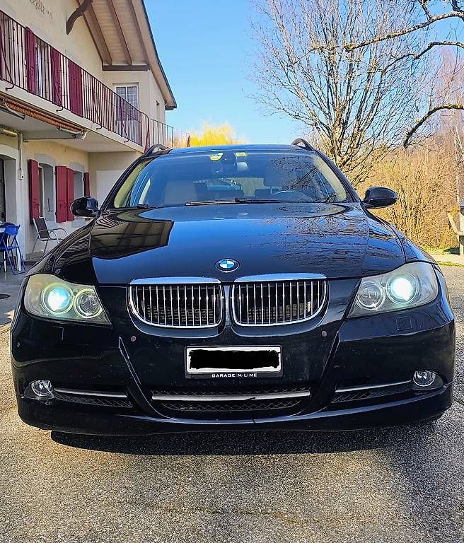Automobili: BMW 330xi Touring – Usato da Vich venduto da adi.nirvana 2