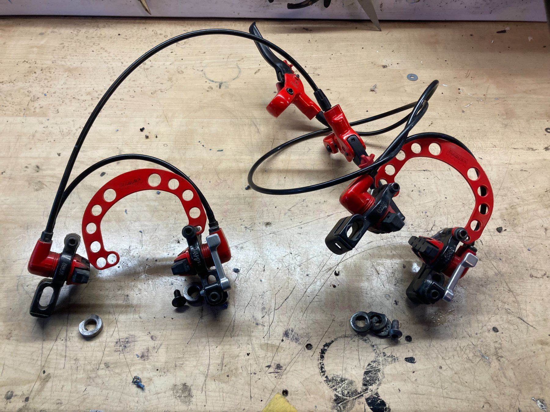 Humide Rire Sans armes frein a patin hydraulique magura rive Manœuvre Activer