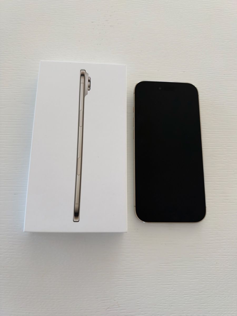 Apple Telefoni cellulari / Smartphones: iPhone Air, Light Gold, 256 GB – Usato da Hünenberg See venduto da Tower02