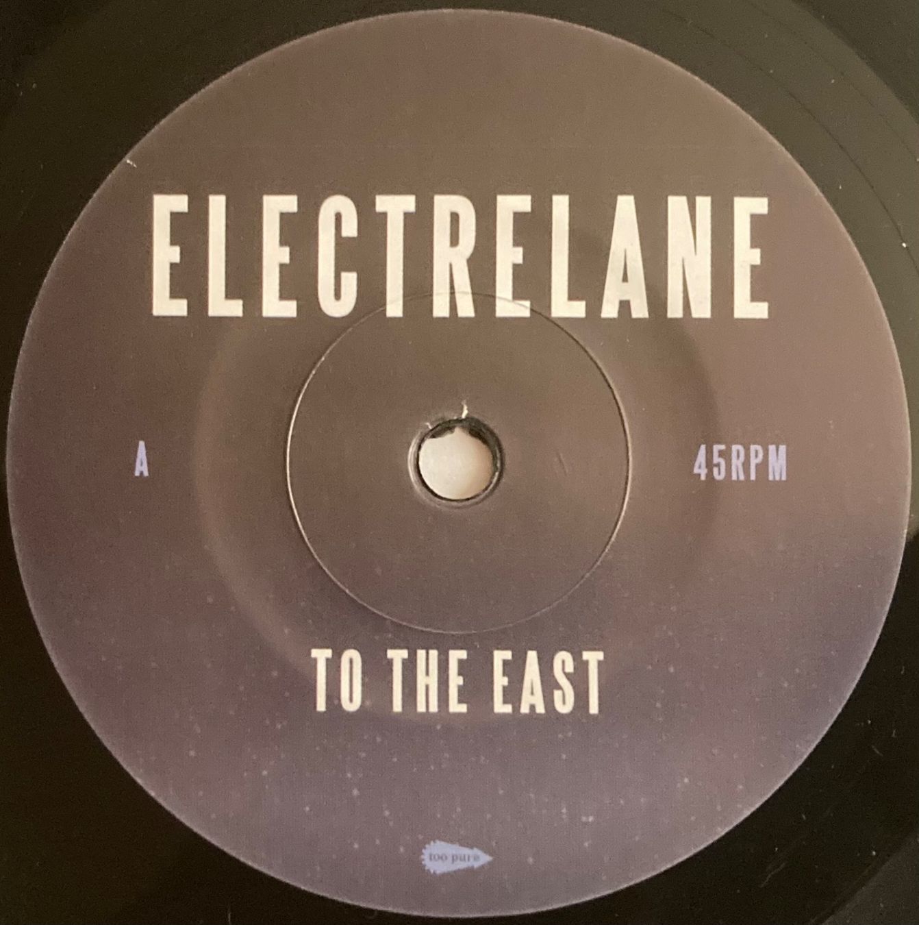 Schallplatten: ELECTRELANE - TO THE EAST – Gebraucht aus Poliez-Pittet von Newtown-Records 2