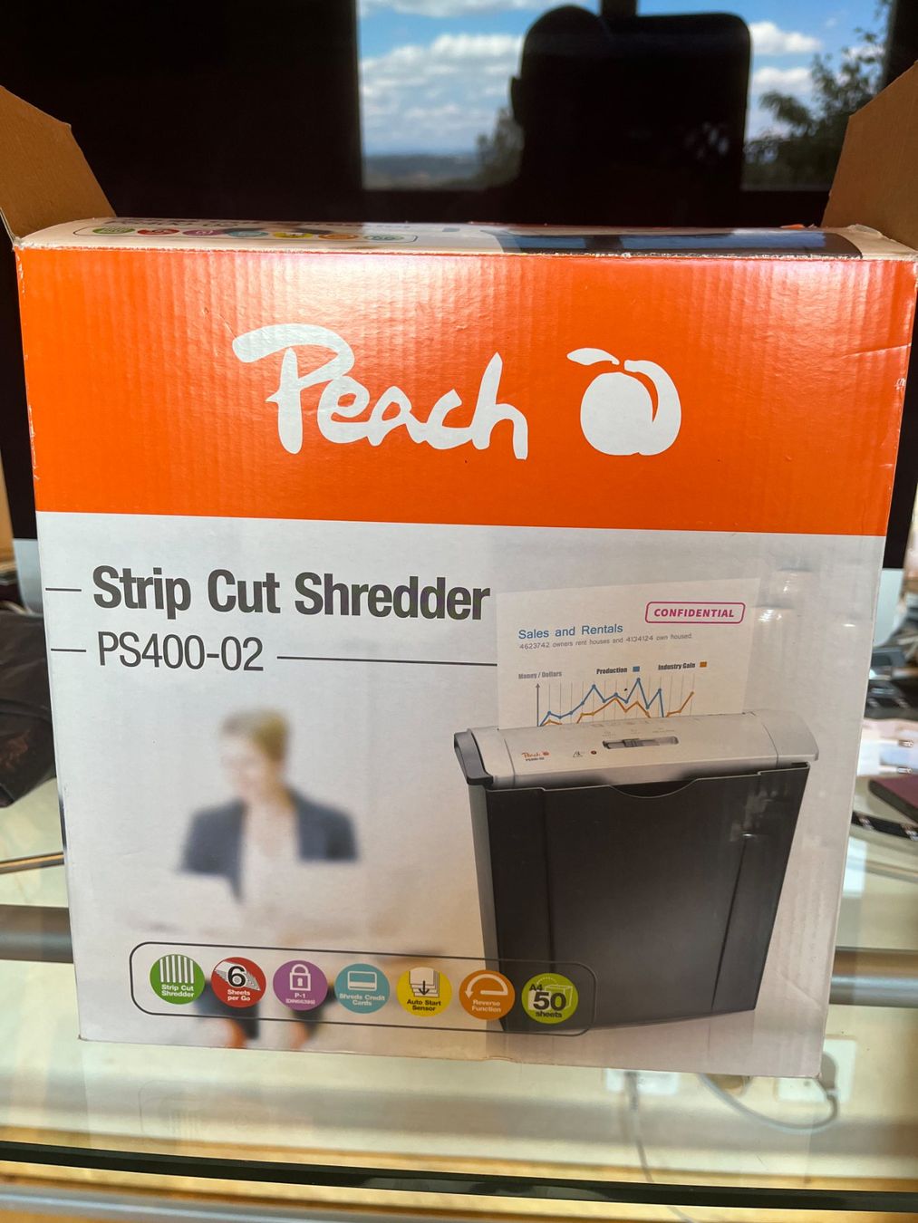 Distruggi documenti: Peach Cut Shredder PS400-02 – Usato da Ferreyres venduto da Malamaro