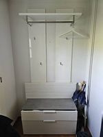 Garderobe weiss
