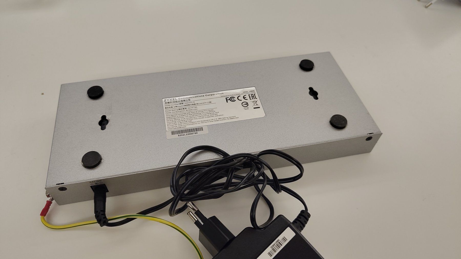 Zyxel Hubs & Switches: Zyxel XGS1010-12 unmanaged Switch – Gebraucht aus Altdorf UR von chlanny 2