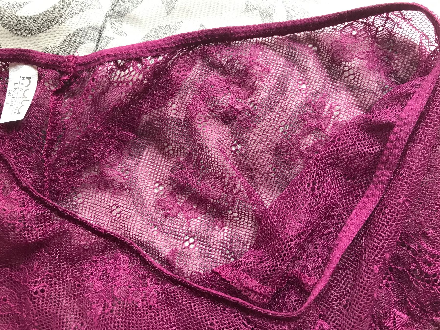 Altra biancheria intima: Slip Spitzenslip von nulu – Nuovo (secondo la descrizione) da Alpnach Dorf venduto da marvo 2