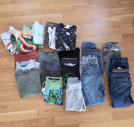 Jungen Kleiderpaket Grösse 110/116