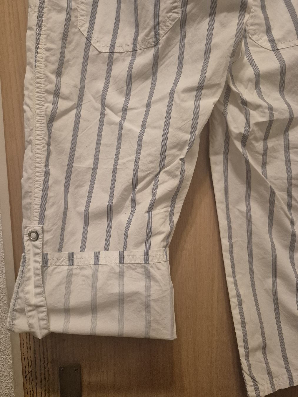 H&M Pantaloni: hose – Usato da Pfaffnau venduto da gologoldun1953 4