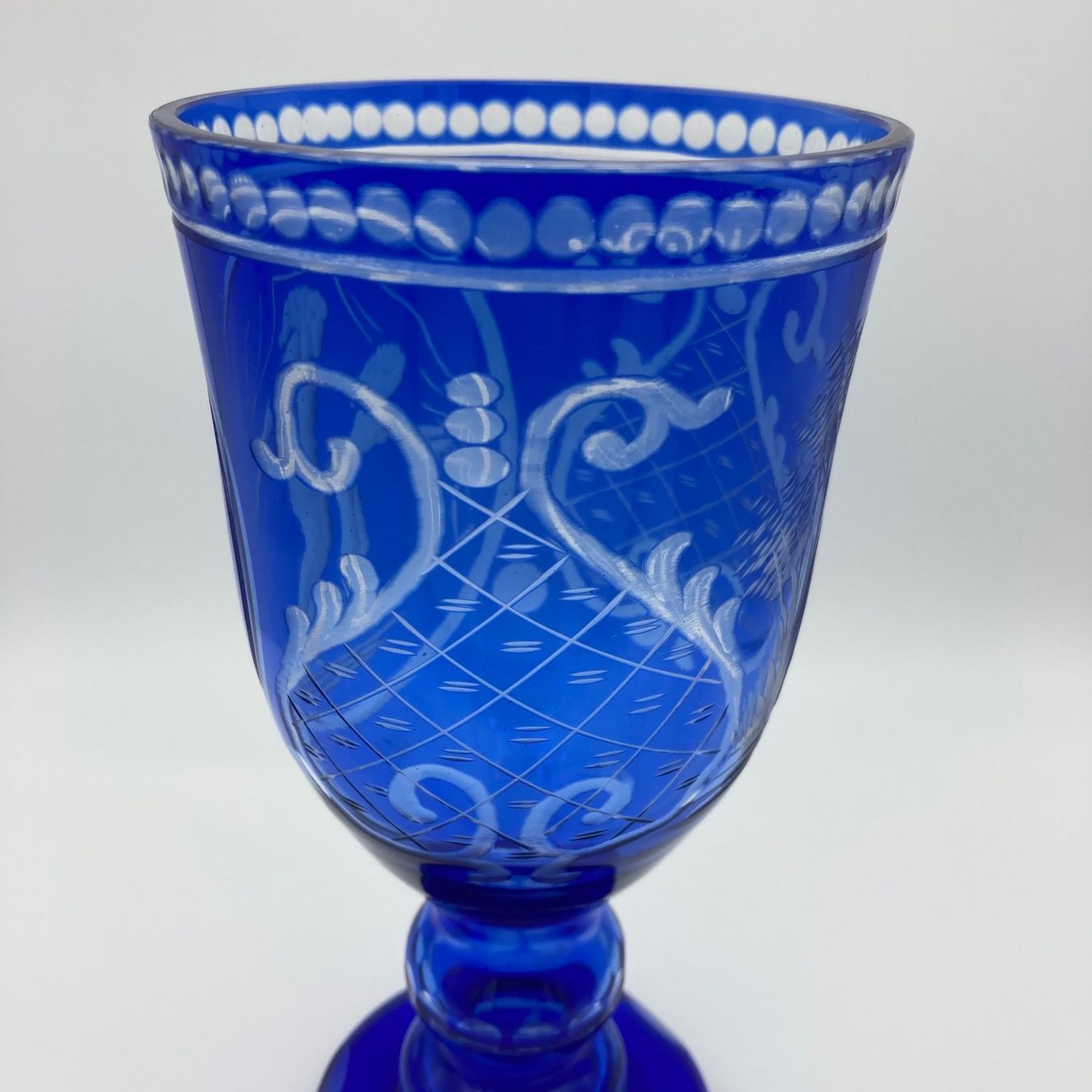 Bicchieri: Böhmisches Stielglas Glaskelch mit einzigartigem Muster – Usato da Wädenswil venduto da krisztiname 4