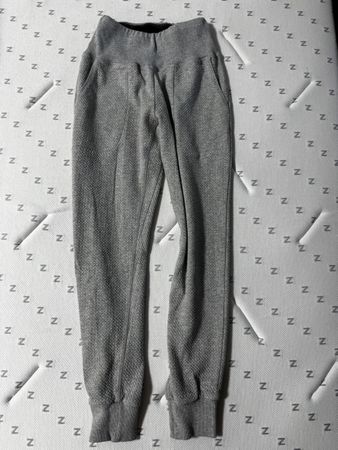 Born primitive size xs (size s ok) 