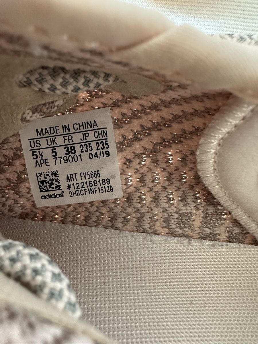 Adidas Damenschuhe: Yeezy Adidas Boost 350 Gr. 37-38 – Gebraucht aus Zollikon von _M65_ 7