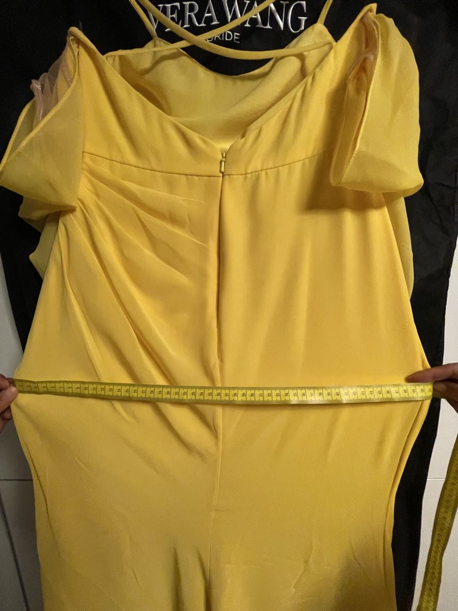 Vestiti: Vera Wang Gelb Kleider  – Nuovo e nell'imballaggio originale da Visp venduto da mad_c8q6 6
