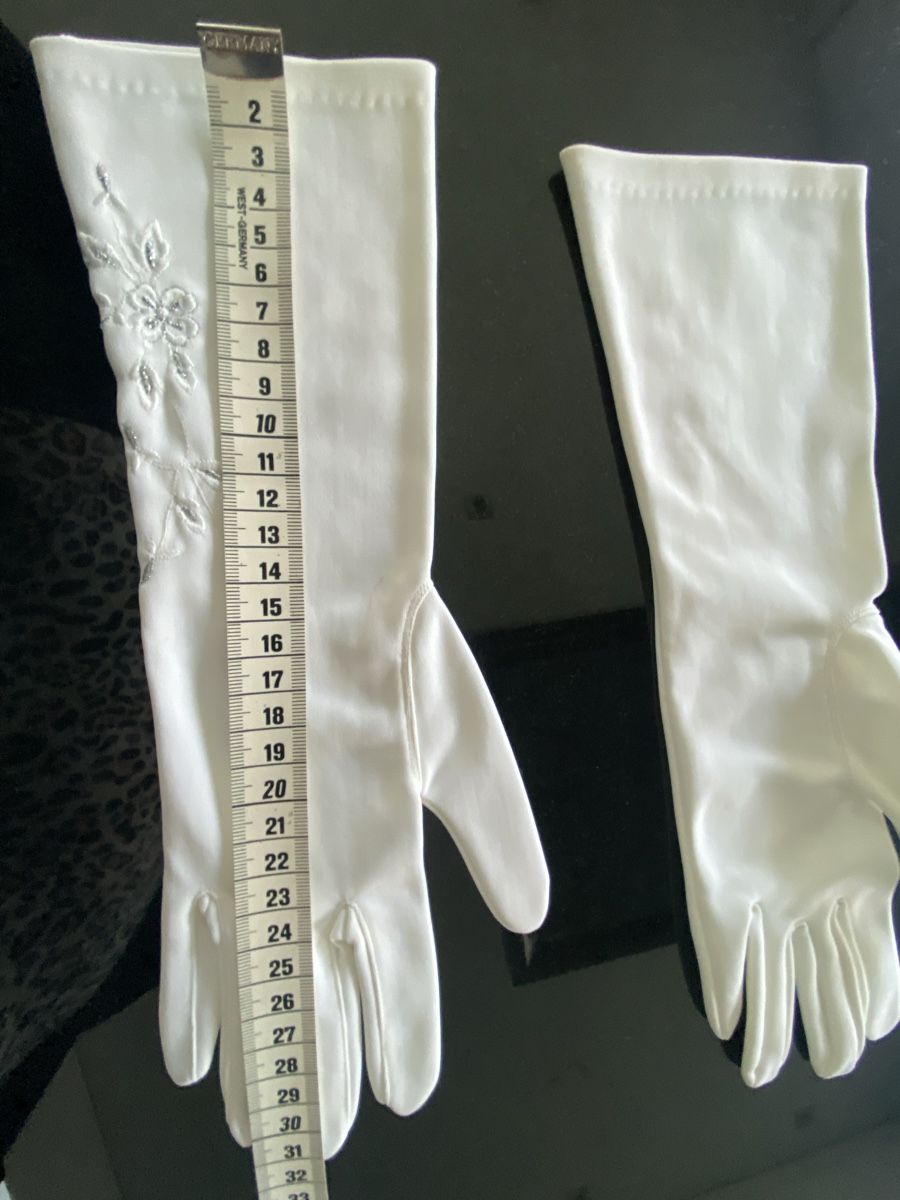 Guanti & manicotti: Ältere Hochzeitshandschuhe weiss – Nuovo (secondo la descrizione) da Sonnental venduto da Sternli57 3