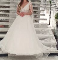 Brautkleid Ivory inkl. Reifrock & Schleier - Grösse 38