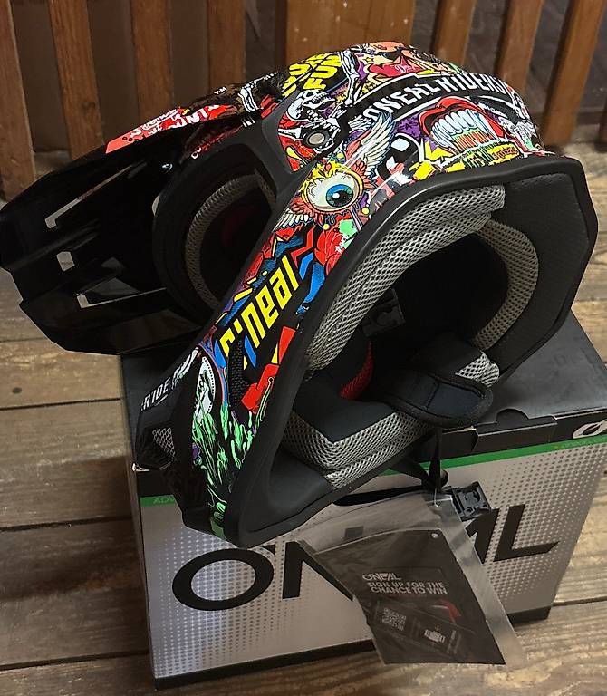 Casques: FullFaceHelm  Kinder – D'occasion à Bern par zah_yd97 3
