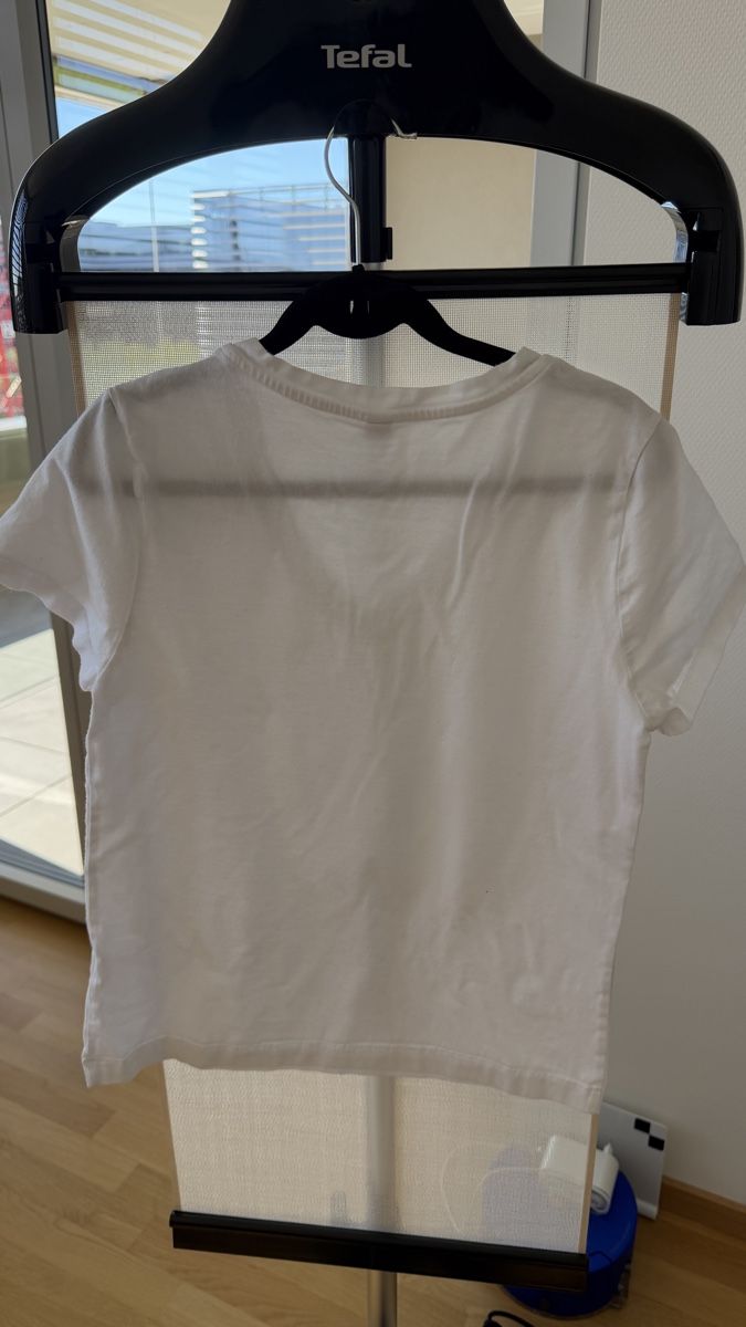 Uniqlo T-shirts: UNIQLO tshirt – Neuf (Voir description) à Glattpark (Opfikon) par swi_wk9j 1