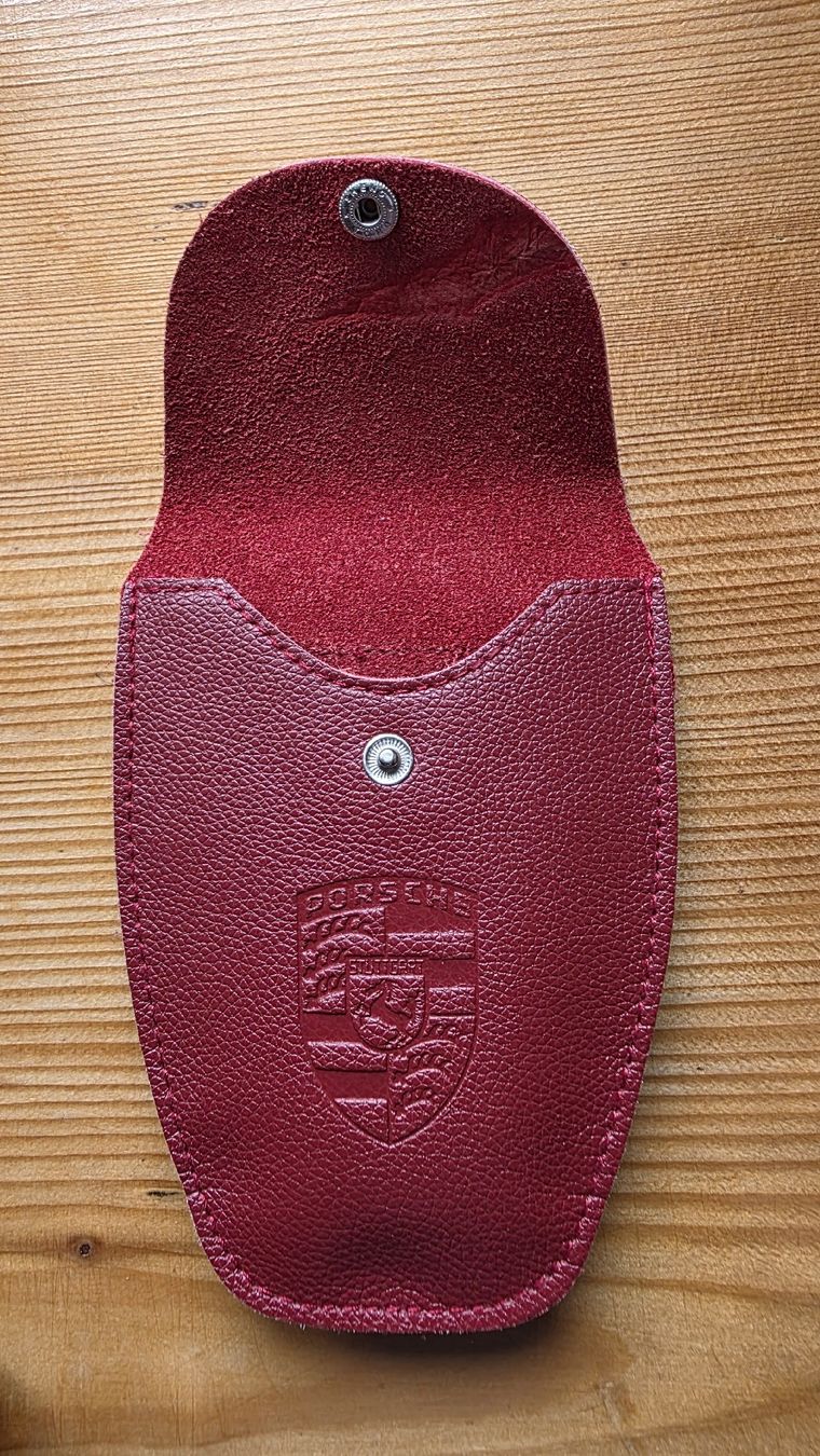 Porsche Borse: Gürteltasche von Porsche – Usato da Dübendorf venduto da Jolenia 2