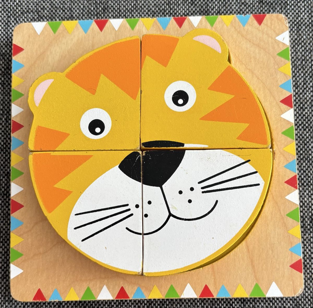 Puzzle: Tiger Holzpuzzle 4 Teile – Usato da Jegenstorf venduto da Annina0506