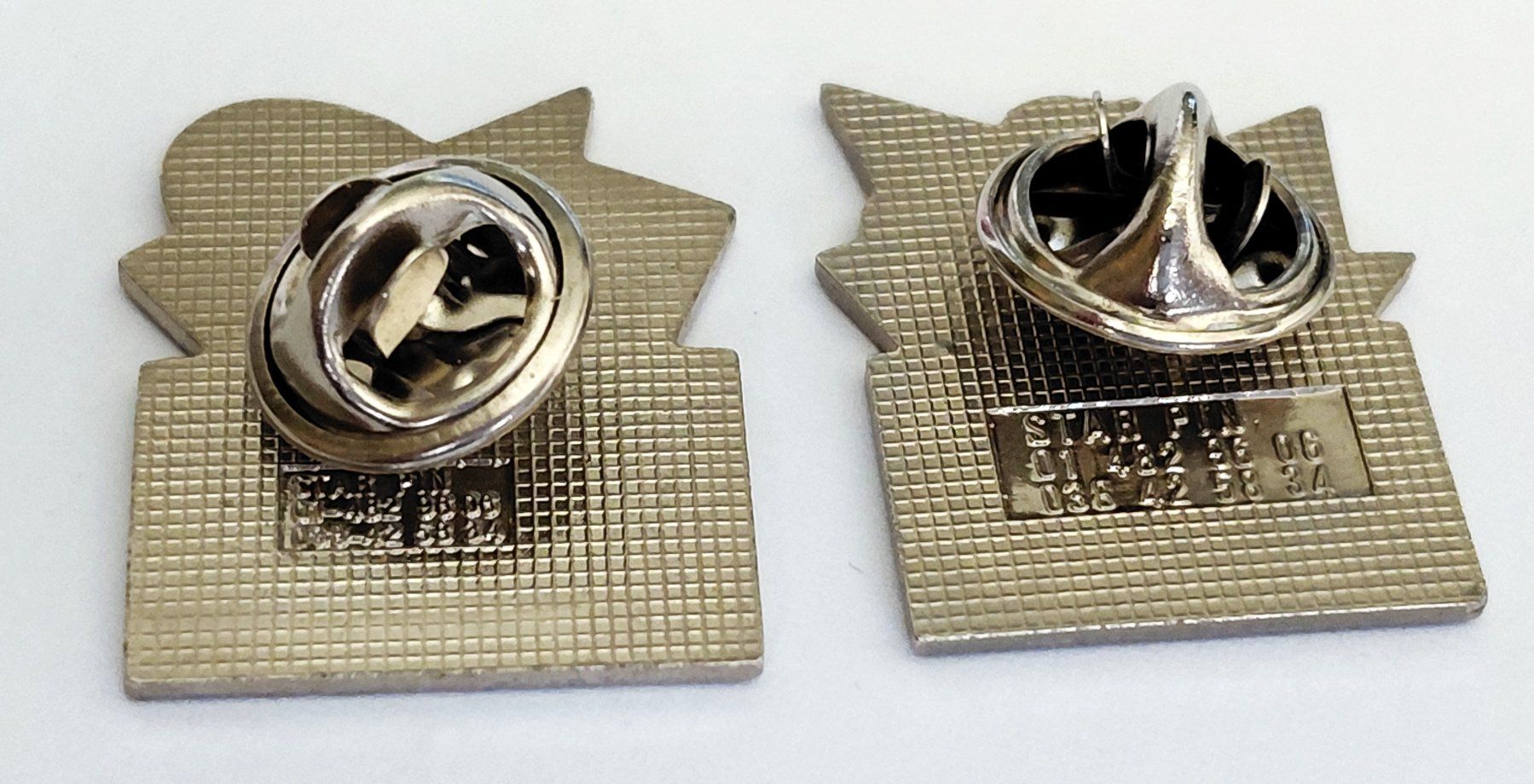 Plaquettes & Badges: 2 PIN COOP – D'occasion à Luzern par qualifair 1